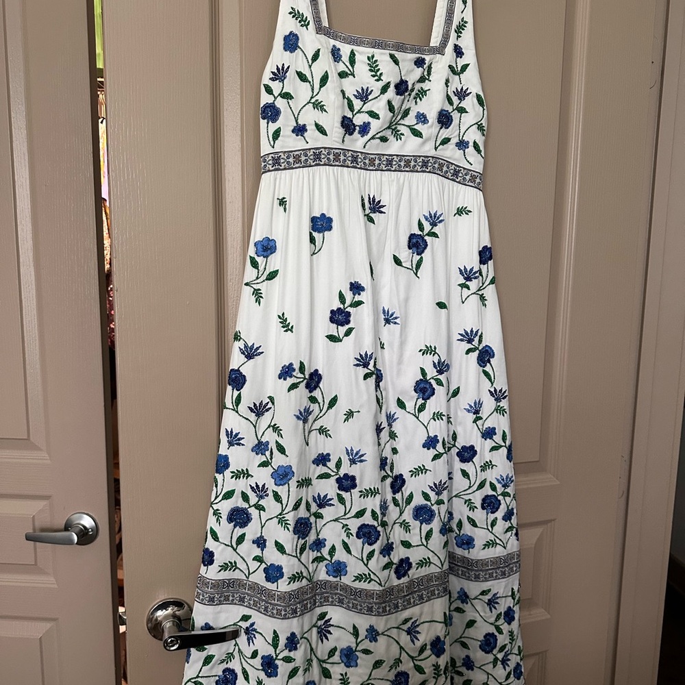 Alice + Olivia White Dress with Blue Embroidery